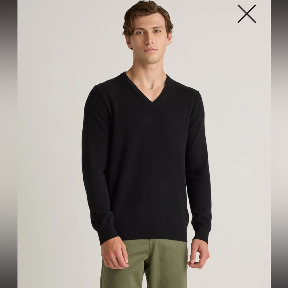 Jos A Bank Men’s Black V-neck Cashmere Sweater Small